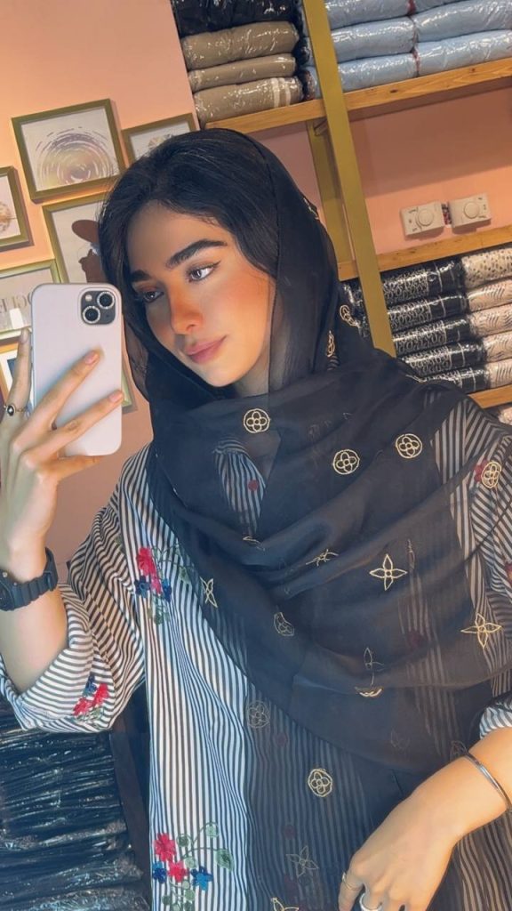 بزرگترین فروشگاه شال و روسری